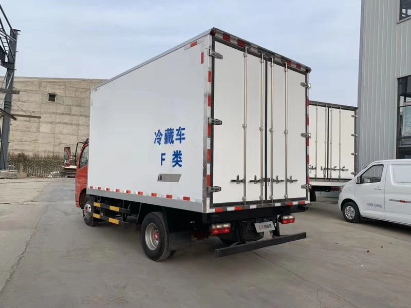 东风凯普特4.2米冷藏车