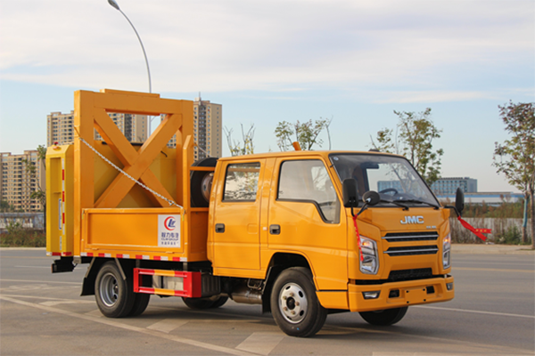 江铃蓝牌防撞缓冲车